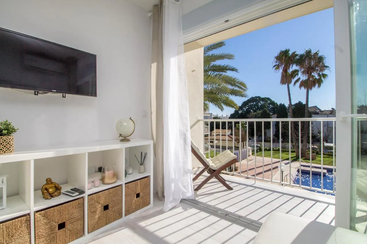 Apartamento Carihuela Palace 912 by IVI Real Estate Torremolinos España